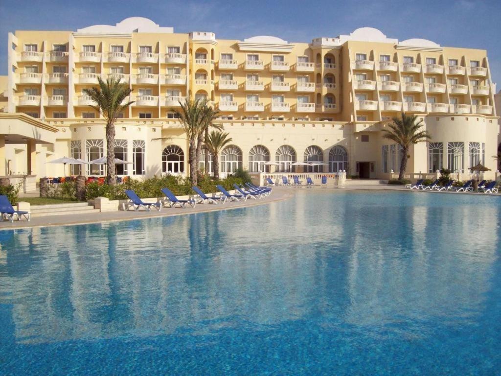 L'Atrium Yasmine Hammamet Hotel Buitenkant foto